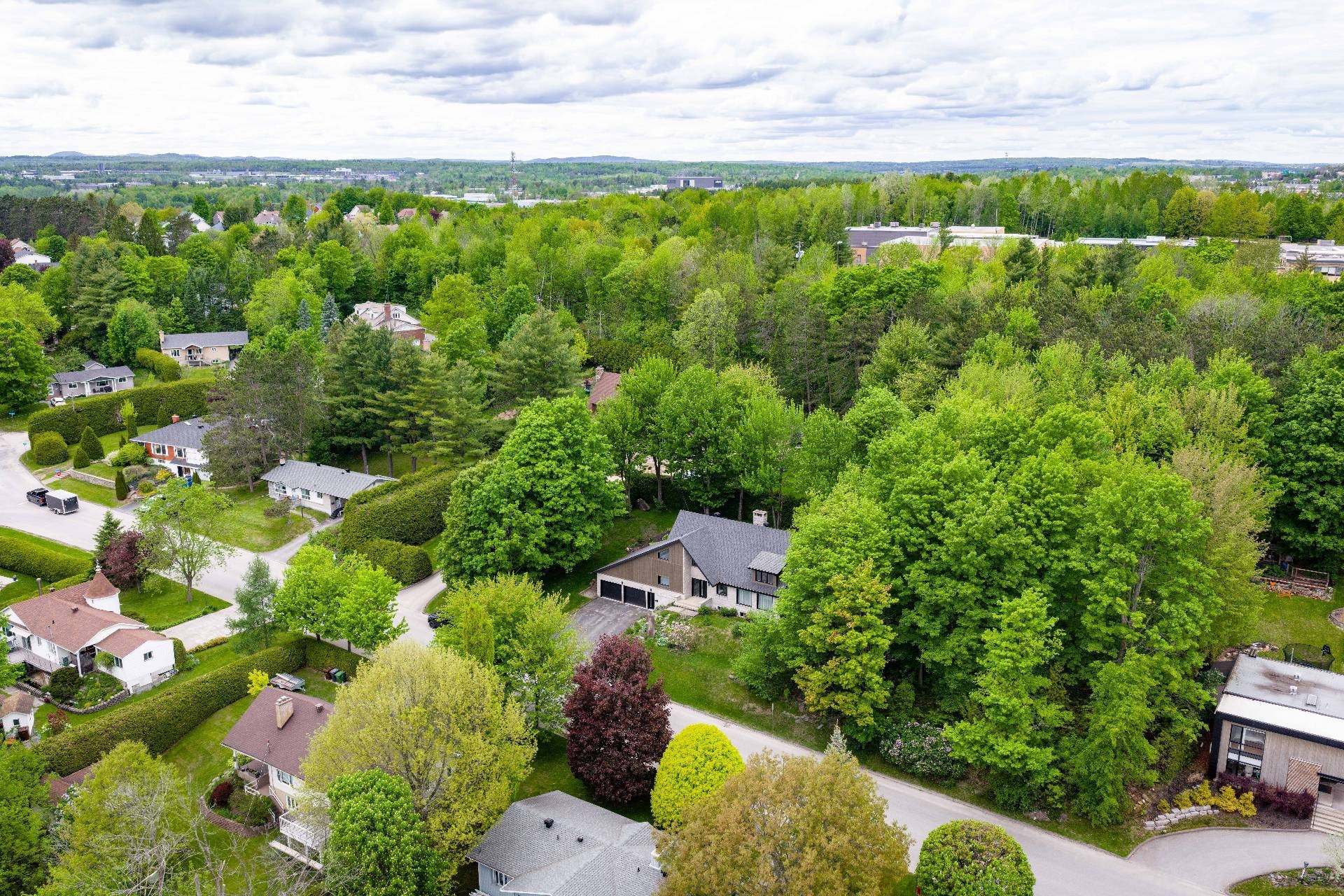 









3225


Rue Bel-Air

,
Sherbrooke (Les Nations),




QC
J1L1A9

