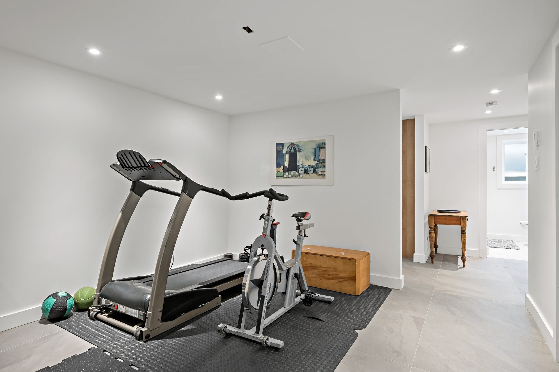 









144


Rue Richer

,
Mont-Tremblant,




QC
J8E1N1

