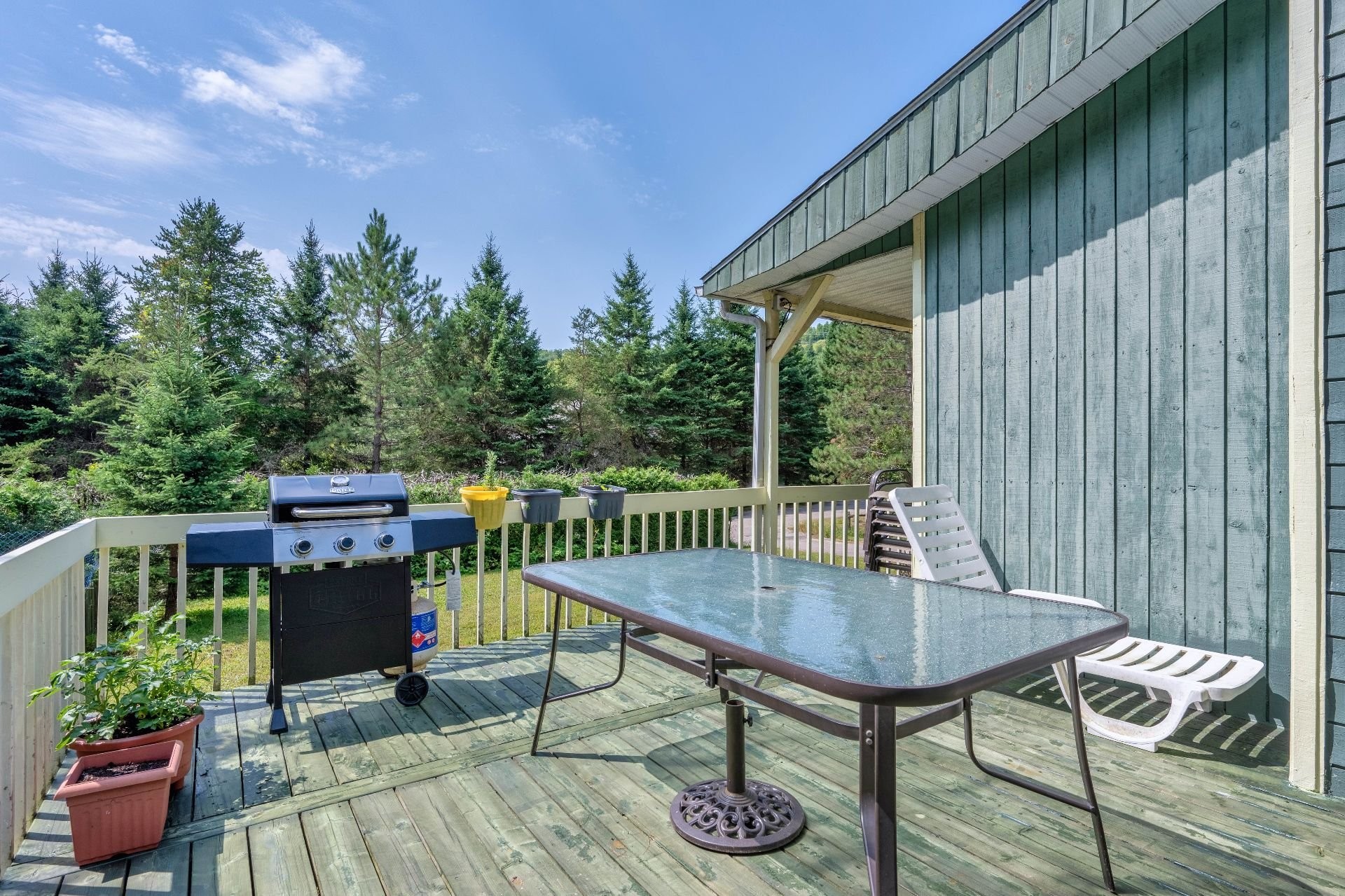 









144


Rue Richer

,
Mont-Tremblant,




QC
J8E1N1

