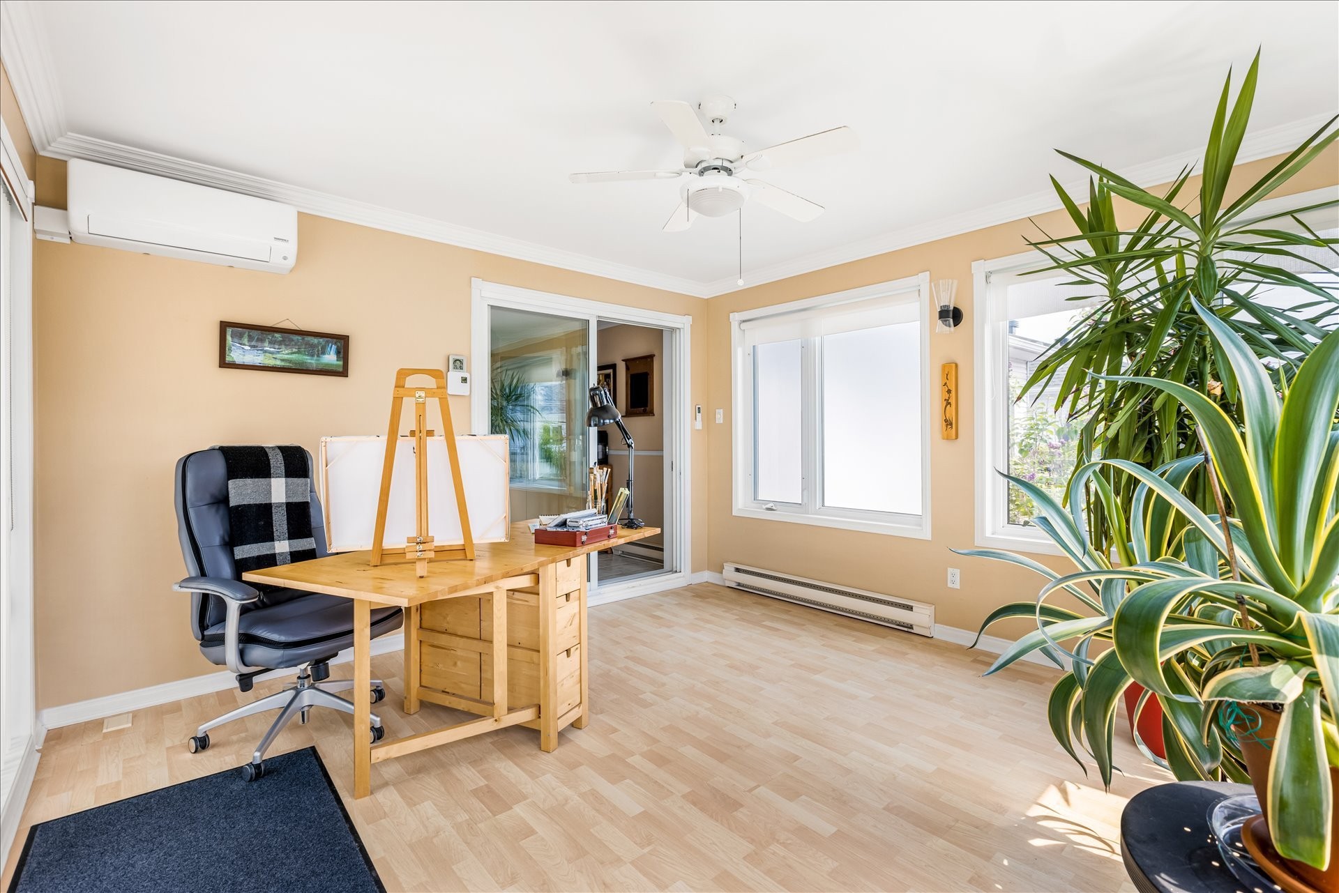 









3833


Av. Cyprien-Ducharme

,
Shawinigan,




QC
G9P5E8

