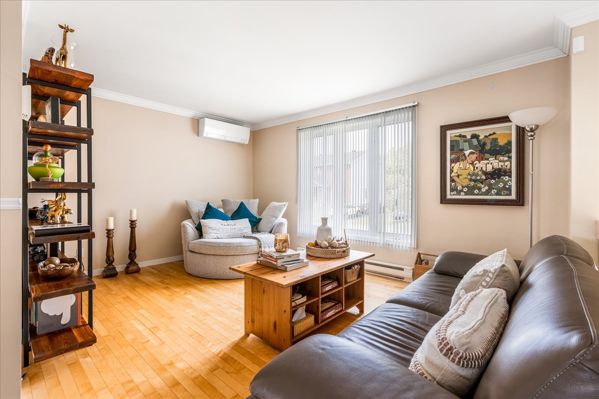 









3833


Av. Cyprien-Ducharme

,
Shawinigan,




QC
G9P5E8

