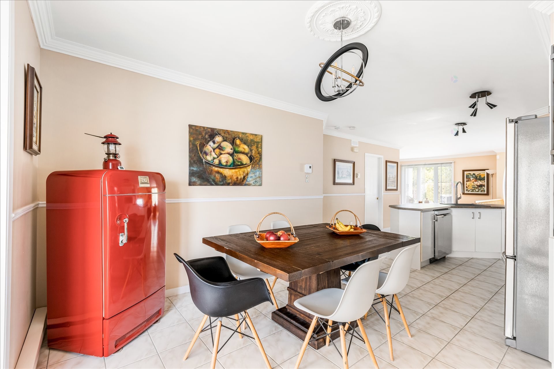









3833


Av. Cyprien-Ducharme

,
Shawinigan,




QC
G9P5E8

