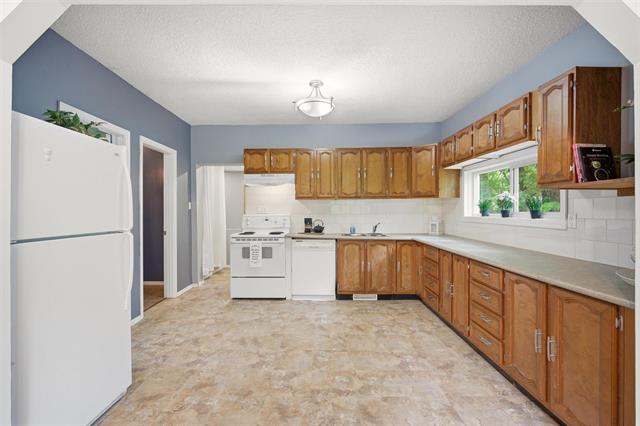 









847


St Therese

AVE,
Winnipeg,




MB
R3V 1H7

