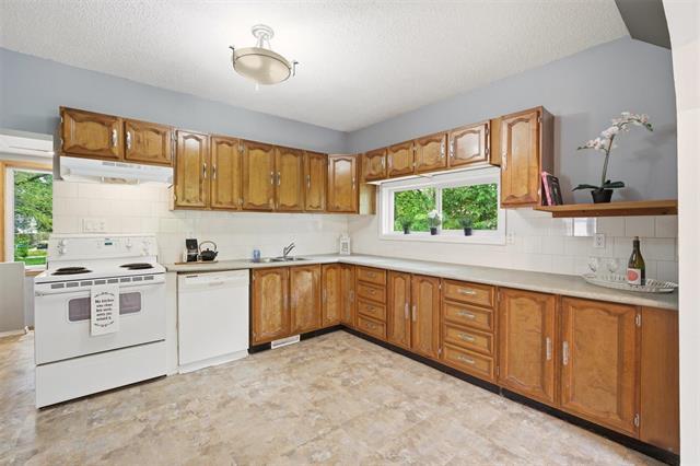 









847


St Therese

AVE,
Winnipeg,




MB
R3V 1H7


