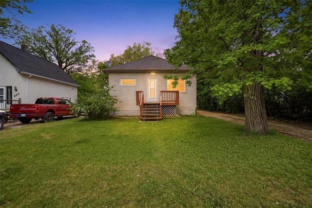 









847


St Therese

AVE,
Winnipeg,




MB
R3V 1H7


