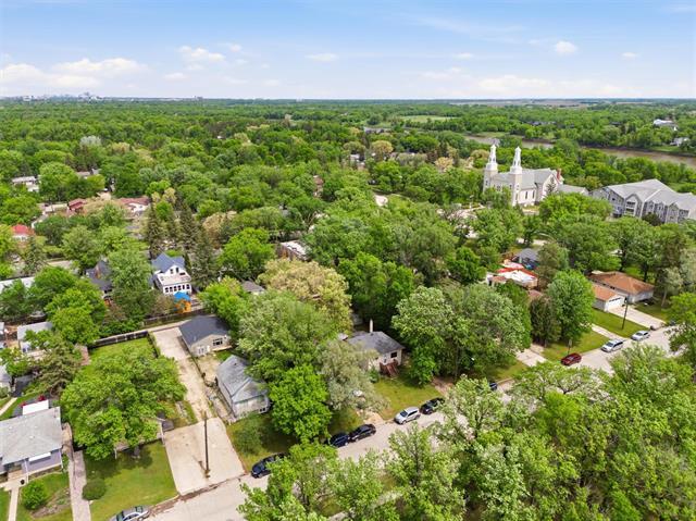









847


St Therese

AVE,
Winnipeg,




MB
R3V 1H7

