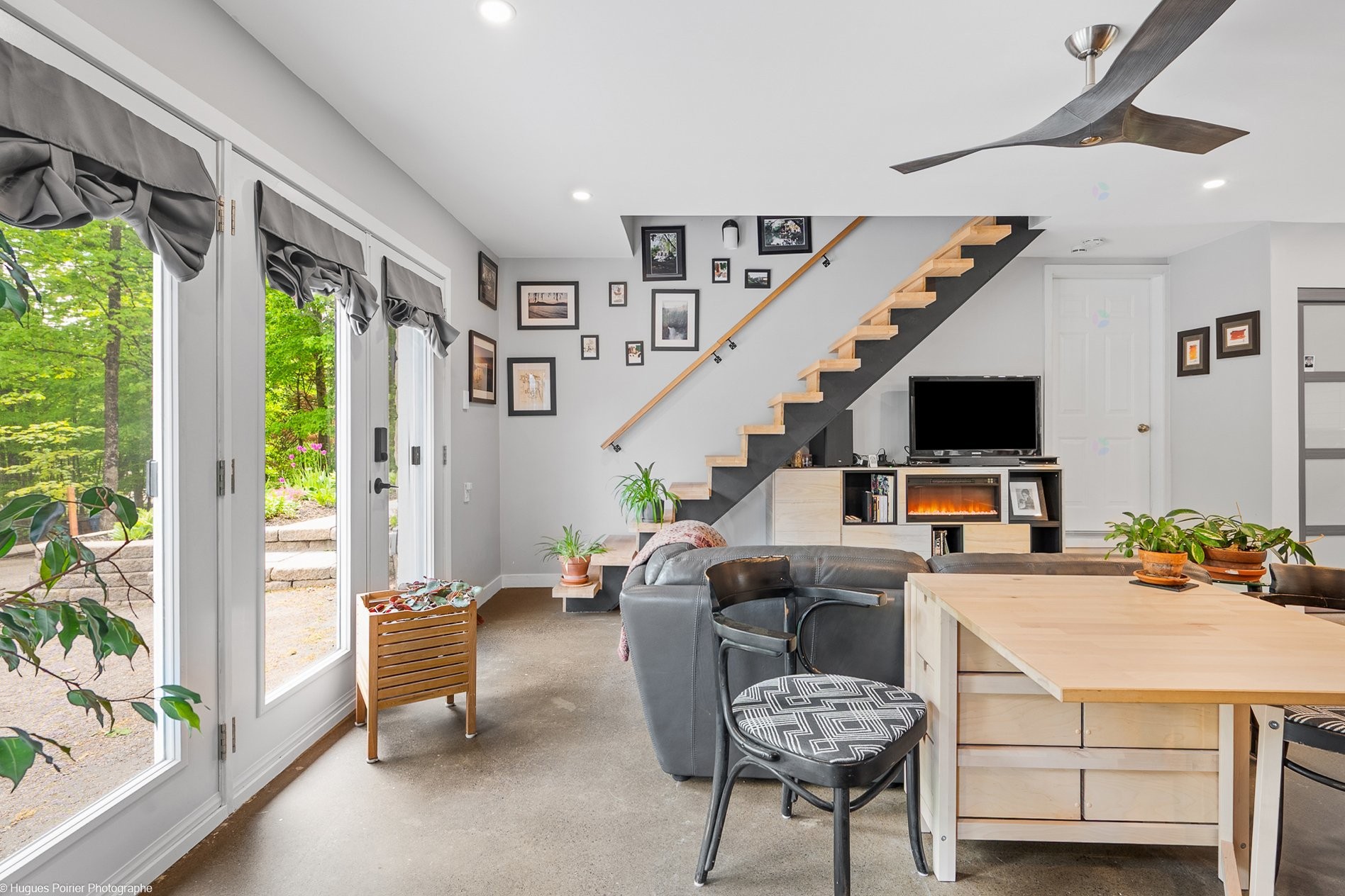 









163

 - 163A


Rue Larivière

,
Saint-Colomban,




QC
J5K1E5

