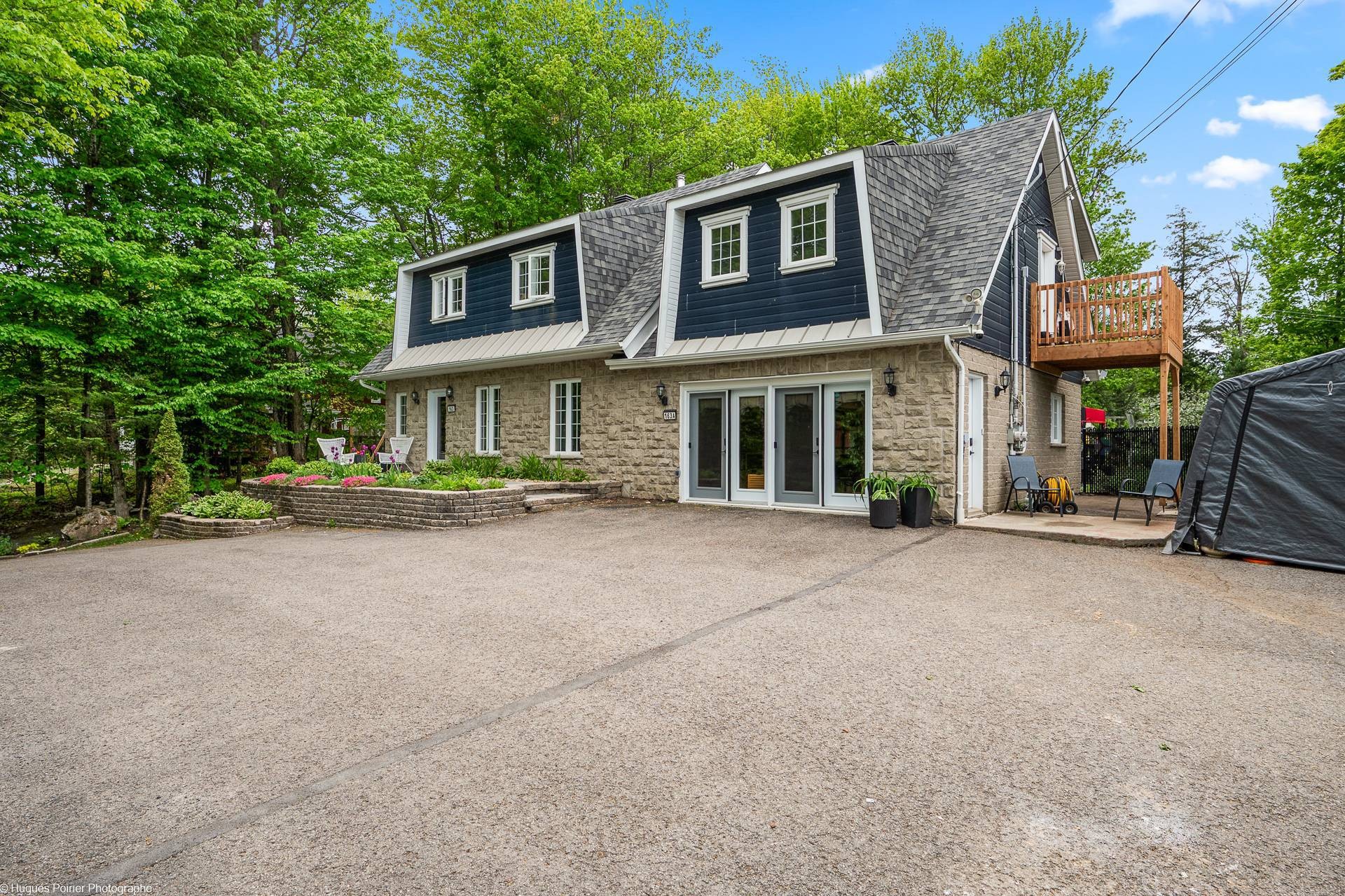 









163

 - 163A


Rue Larivière

,
Saint-Colomban,




QC
J5K1E5

