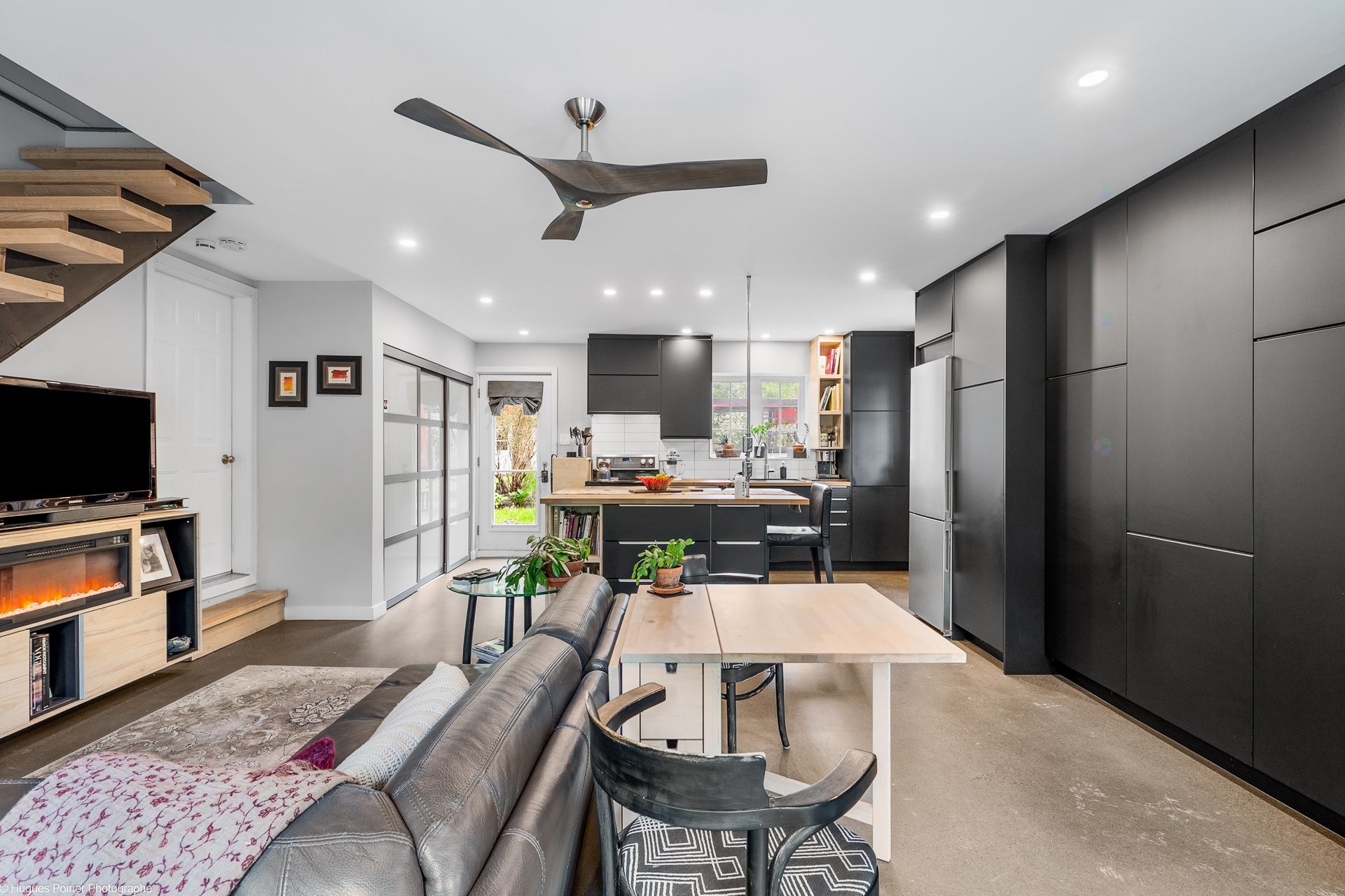 









163

 - 163A


Rue Larivière

,
Saint-Colomban,




QC
J5K1E5

