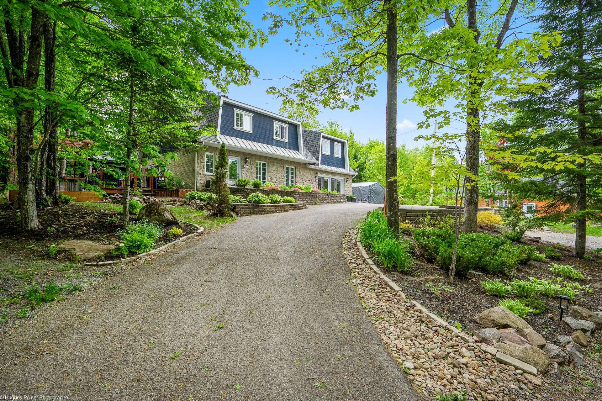 









163

 - 163A


Rue Larivière

,
Saint-Colomban,




QC
J5K1E5

