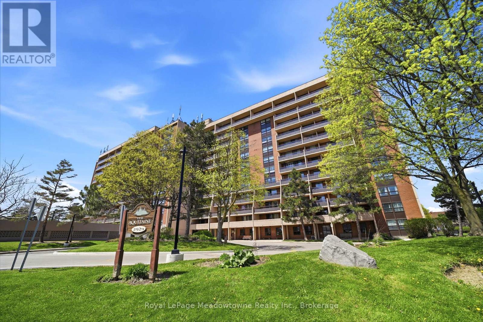 












215 - 2929 AQUITAINE AVENUE

,
Mississauga (Meadowvale),




Ontario
L5N2C7

