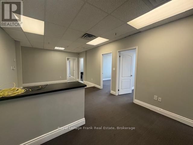












206 - 114 DUNDAS STREET E

,
Whitby (Downtown Whitby),




Ontario
L1N2H7

