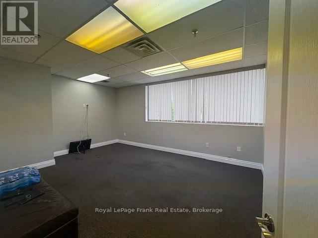 












206 - 114 DUNDAS STREET E

,
Whitby (Downtown Whitby),




Ontario
L1N2H7

