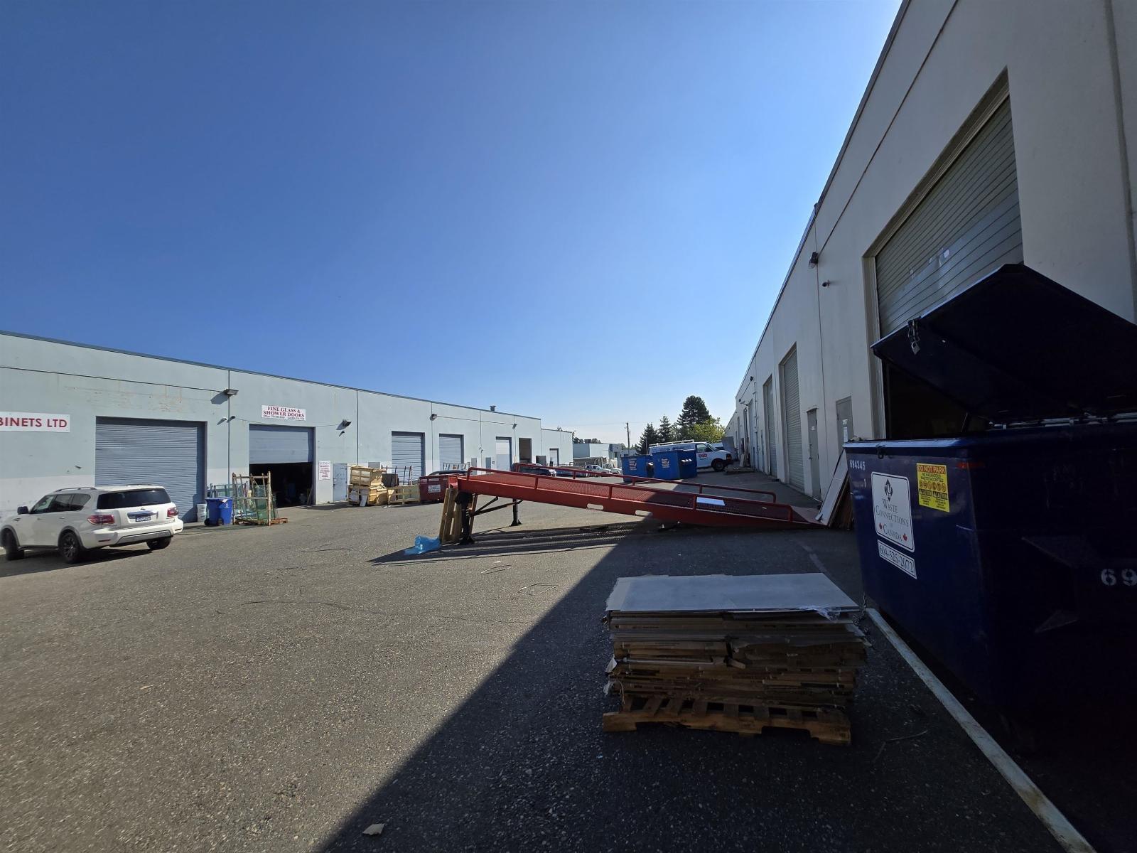 












12975 & 12977 80 AVENUE

,
Surrey,




British Columbia
V3W3B1

