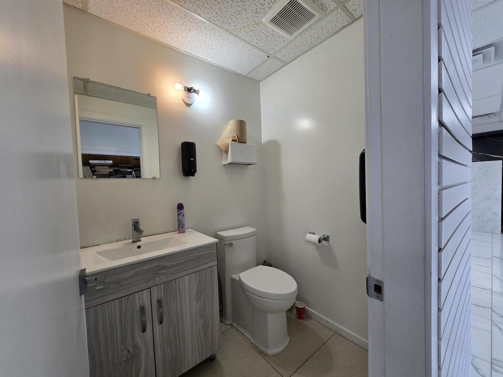 












12975 & 12977 80 AVENUE

,
Surrey,




British Columbia
V3W3B1

