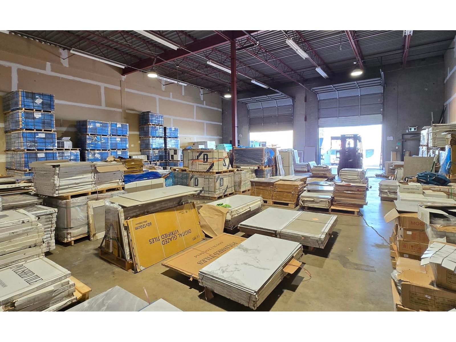 












12975 & 12977 80 AVENUE

,
Surrey,




British Columbia
V3W3B1

