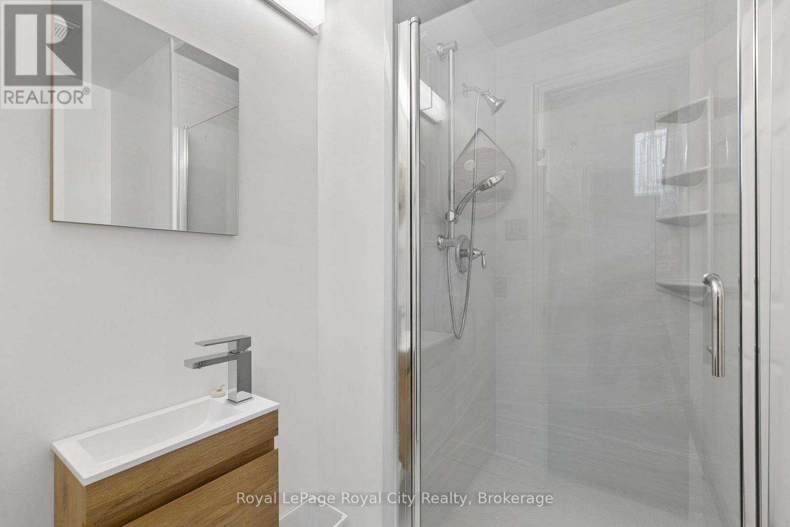 












406 IRONWOOD ROAD

,
Guelph (Kortright West),




Ontario
N1G3N8

