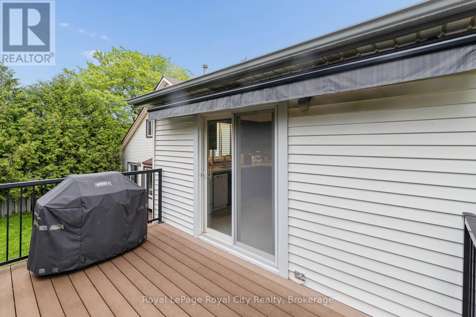 












406 IRONWOOD ROAD

,
Guelph (Kortright West),




Ontario
N1G3N8


