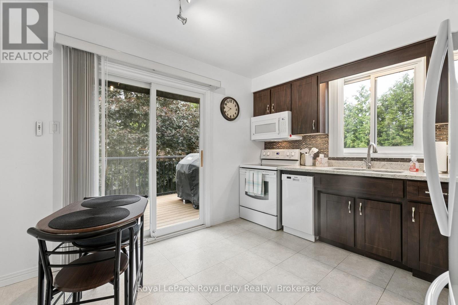 












406 IRONWOOD ROAD

,
Guelph (Kortright West),




Ontario
N1G3N8

