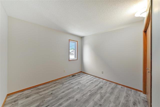 









362


Ottawa

AVE,
Winnipeg,




MB
R2K 1K8

