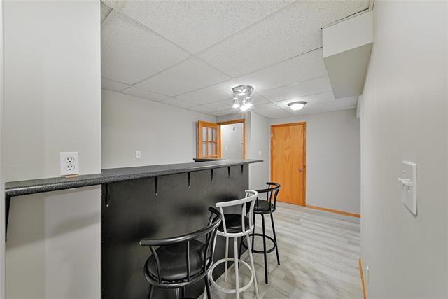 









362


Ottawa

AVE,
Winnipeg,




MB
R2K 1K8

