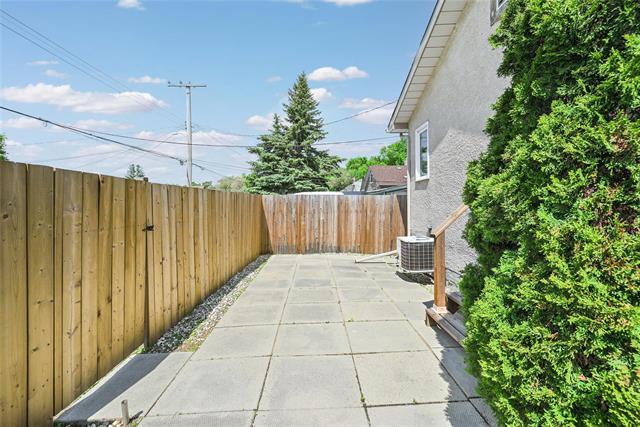 









362


Ottawa

AVE,
Winnipeg,




MB
R2K 1K8

