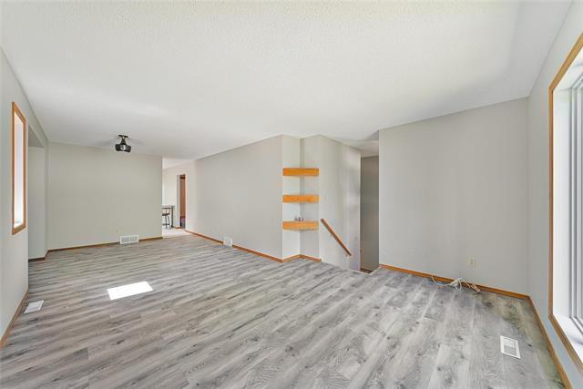 









362


Ottawa

AVE,
Winnipeg,




MB
R2K 1K8

