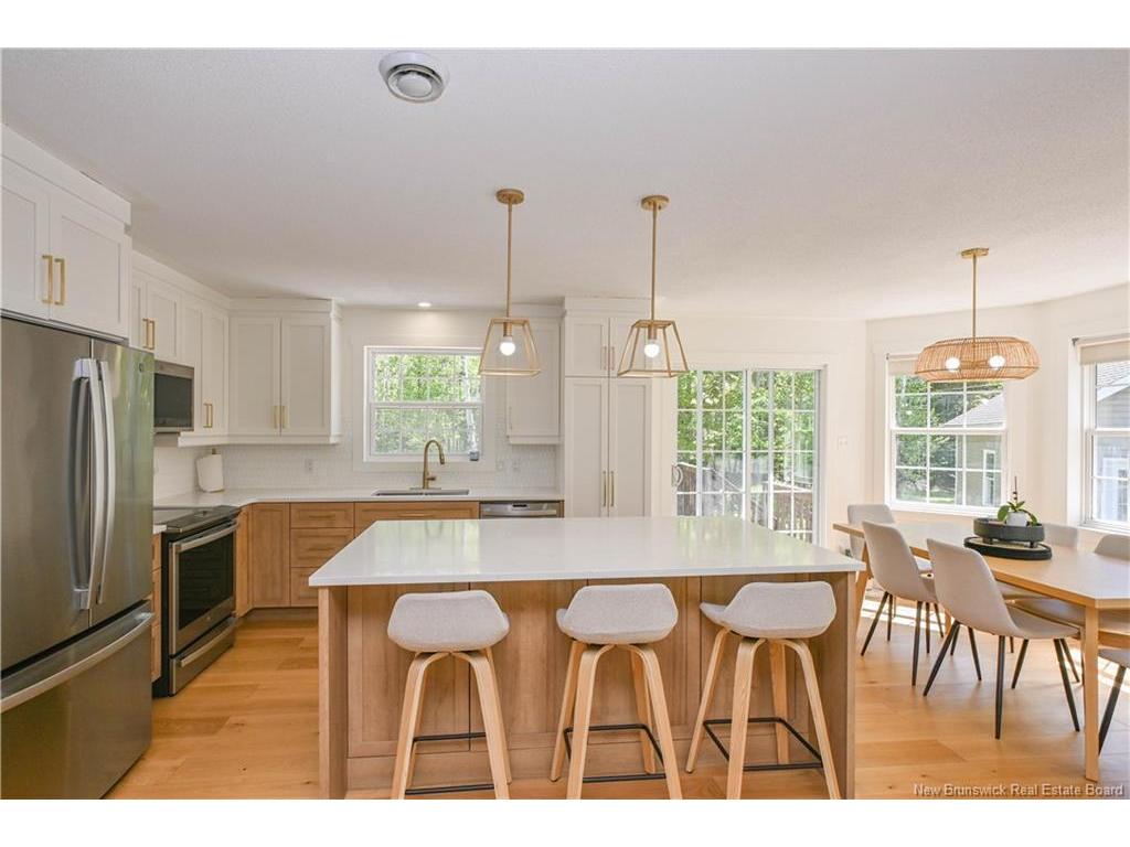 









374


du Bicentenaire

ST,
Bertrand,




NB
E1W 1G4

