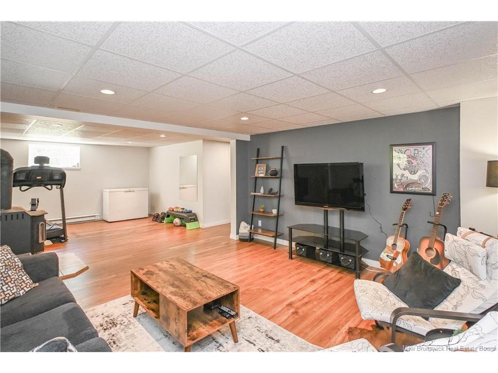 









374


du Bicentenaire

ST,
Bertrand,




NB
E1W 1G4

