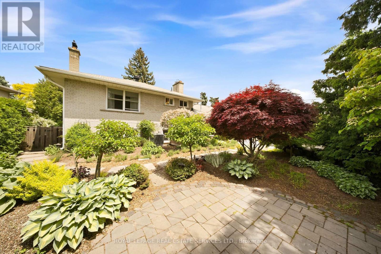 












28 BEMERSYDE DRIVE

,
Toronto,




Ontario
M9A2S8

