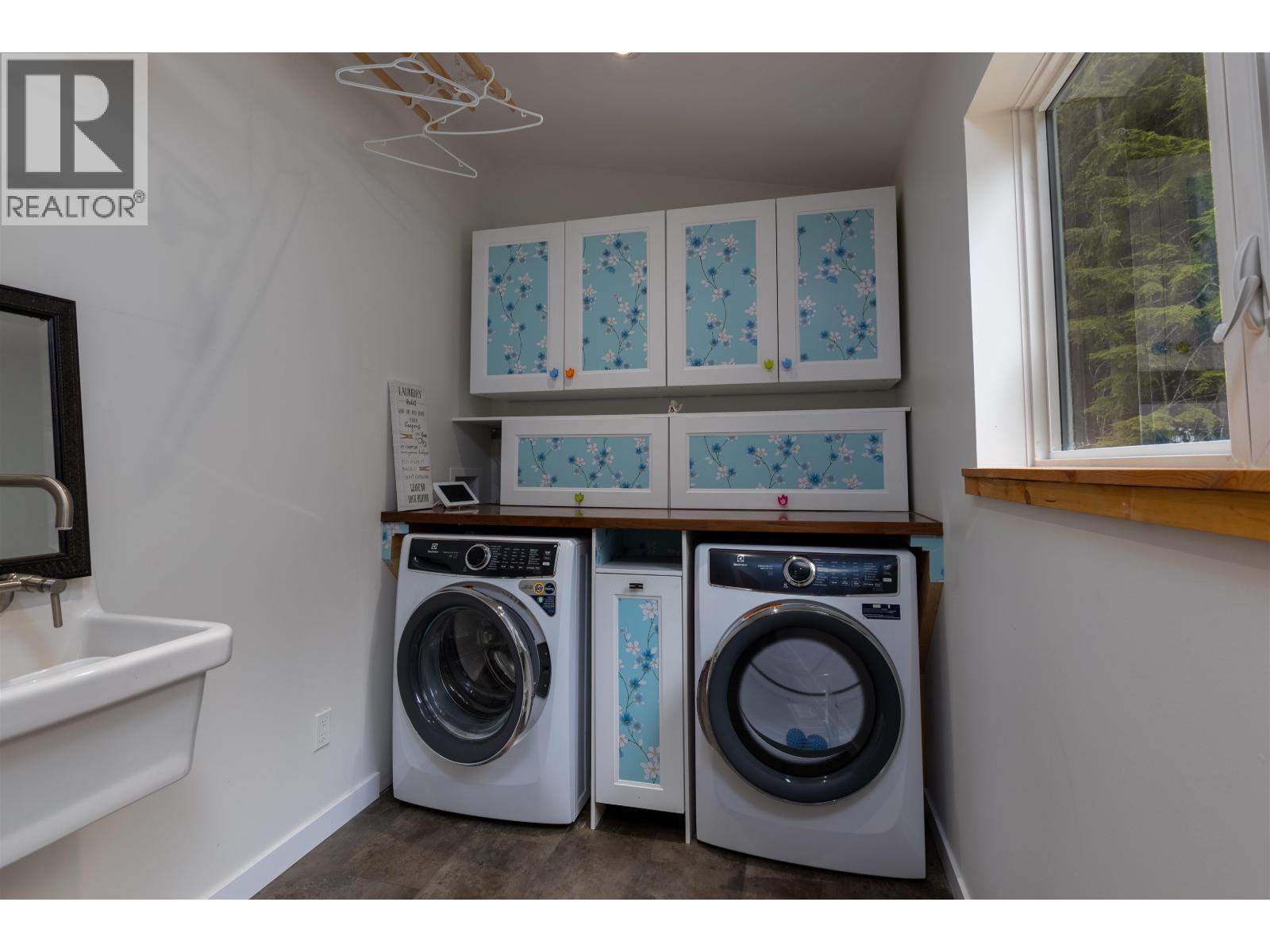 












4755 JOHNSTON ROAD

,
Terrace,




British Columbia
V8G0B4

