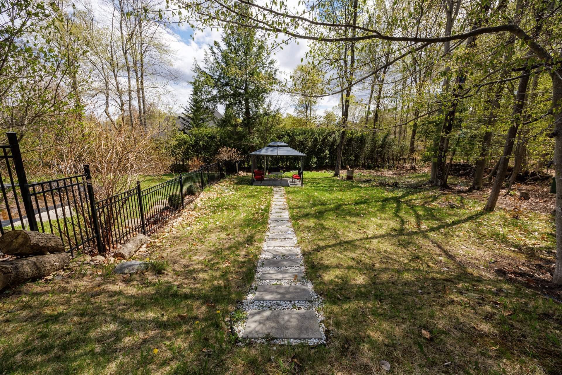 









28


Rue de Cambridge

,
Hudson,




QC
J0P1H0

