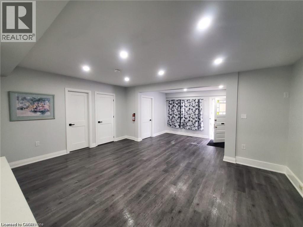 












94 BROOK Street

,
Simcoe,




Ontario
N3Y3G5

