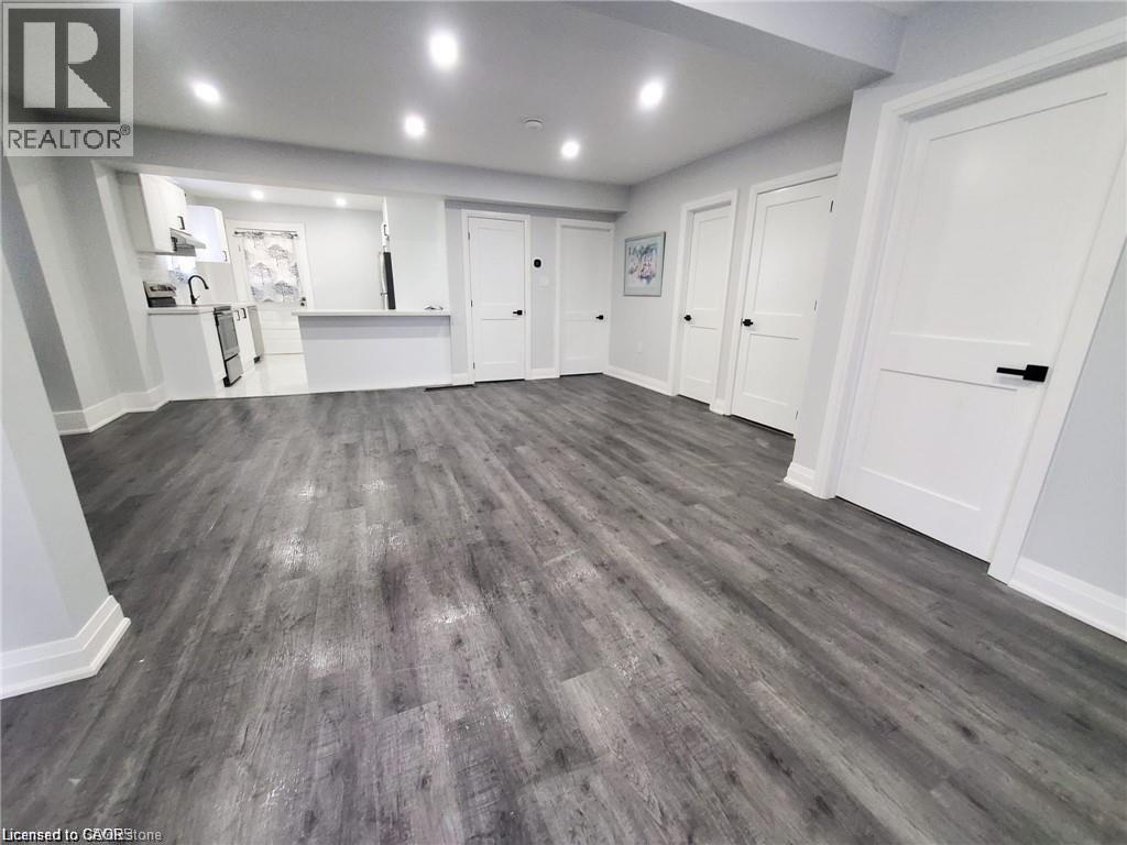 












94 BROOK Street

,
Simcoe,




Ontario
N3Y3G5

