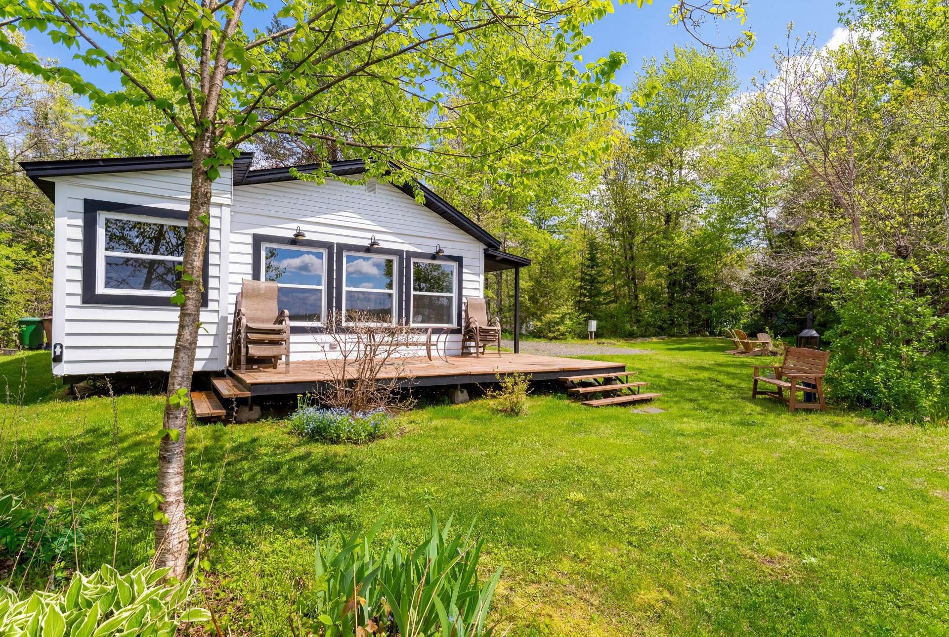









301


Rg des Granites

,
Stratford,




QC
G0Y1P0

