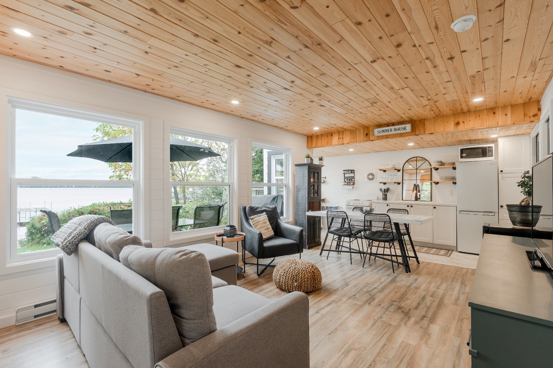 









301


Rg des Granites

,
Stratford,




QC
G0Y1P0

