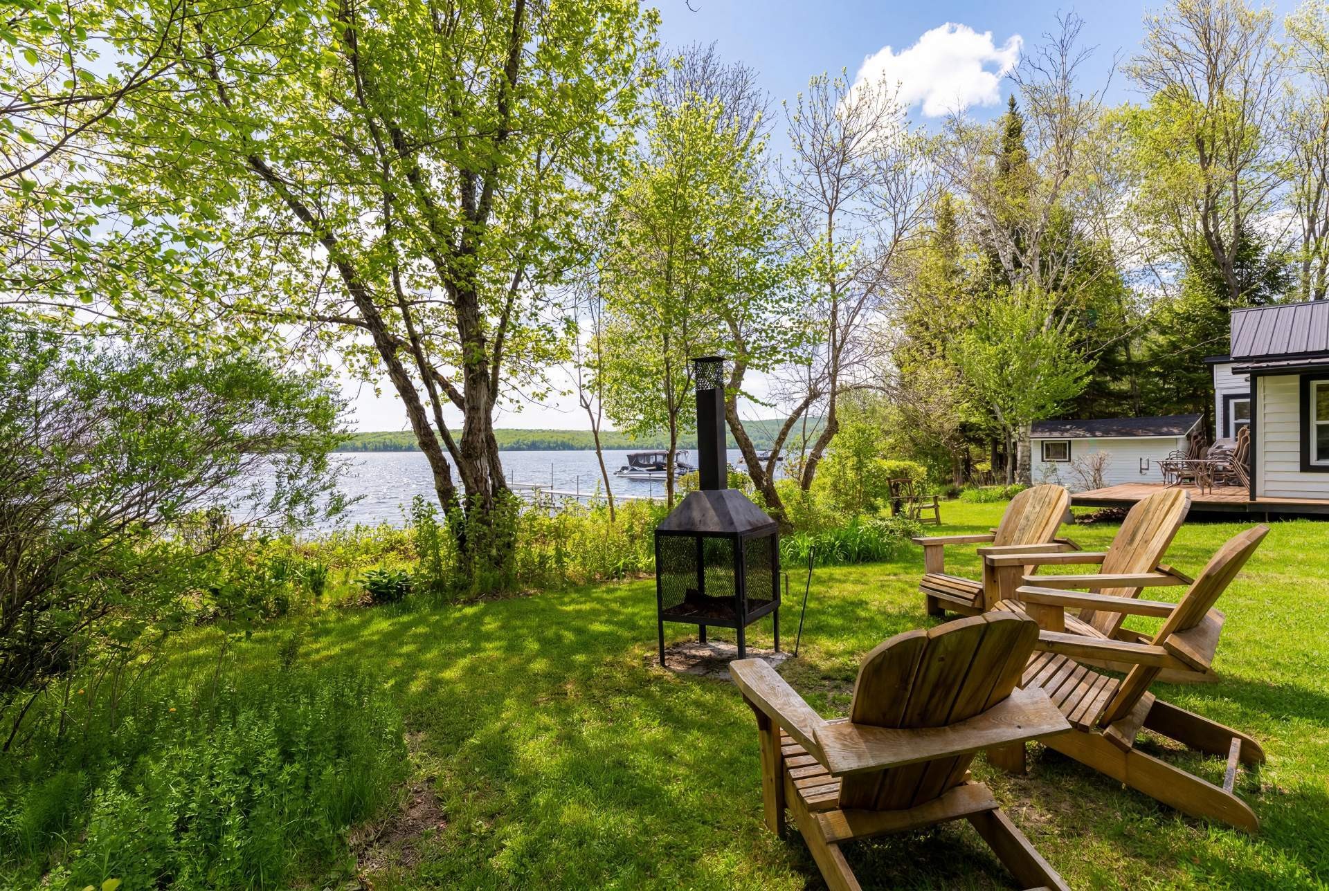 









301


Rg des Granites

,
Stratford,




QC
G0Y1P0

