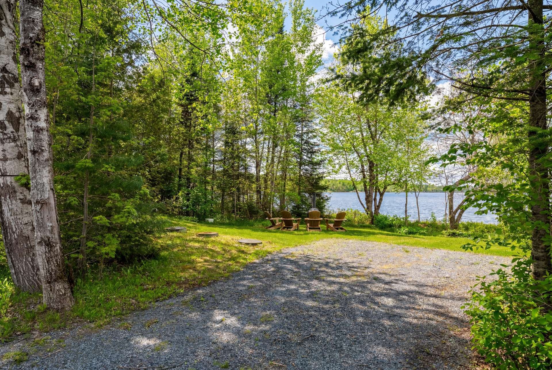 









301


Rg des Granites

,
Stratford,




QC
G0Y1P0

