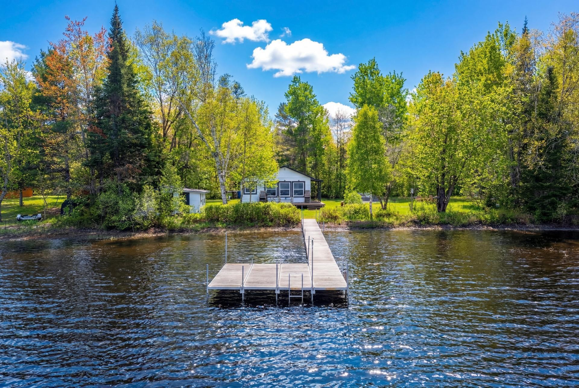 









301


Rg des Granites

,
Stratford,




QC
G0Y1P0


