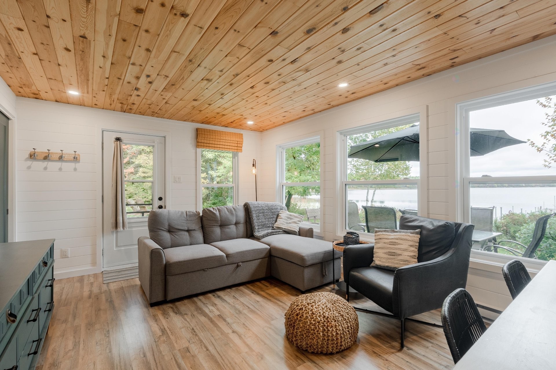 









301


Rg des Granites

,
Stratford,




QC
G0Y1P0


