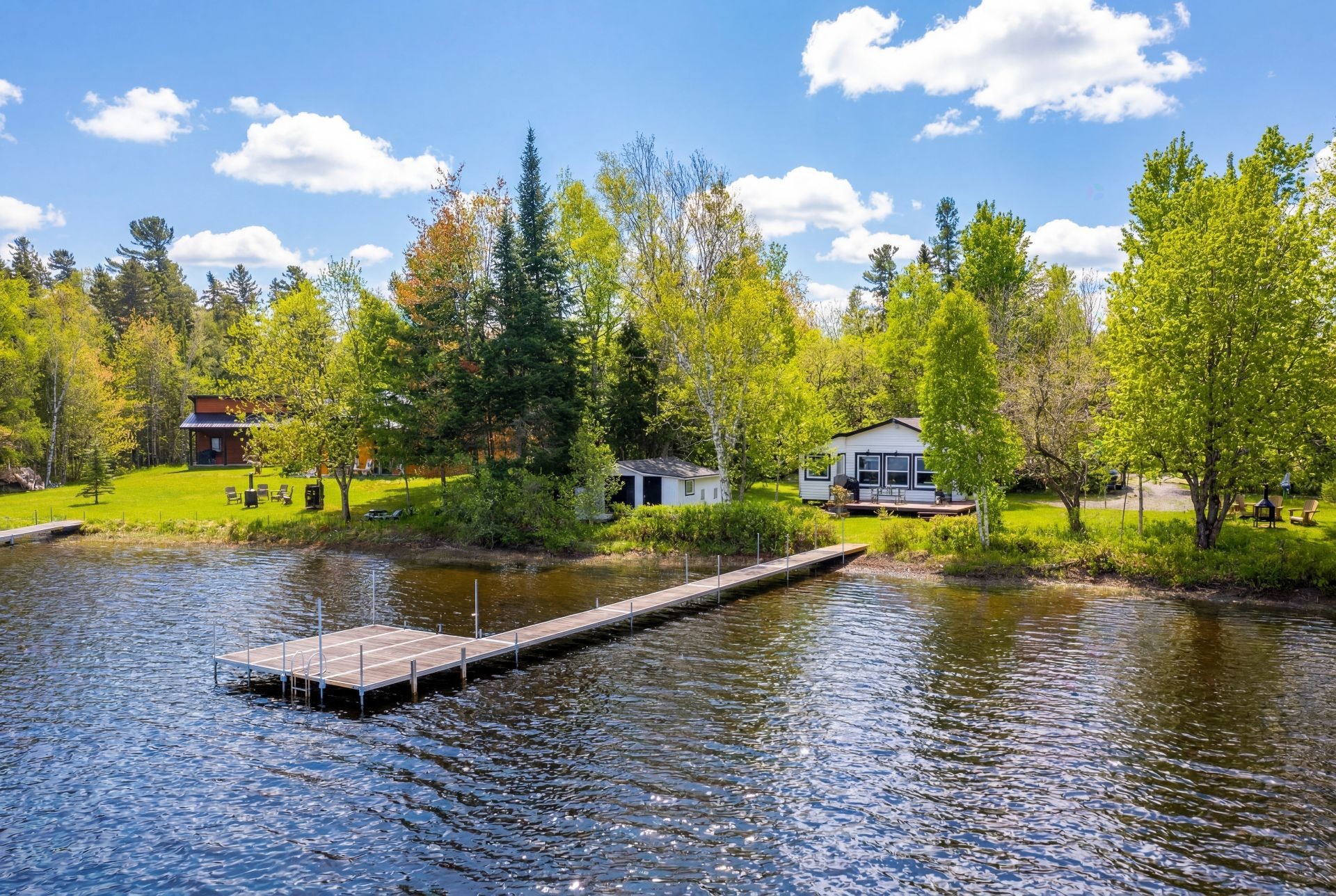 









301


Rg des Granites

,
Stratford,




QC
G0Y1P0

