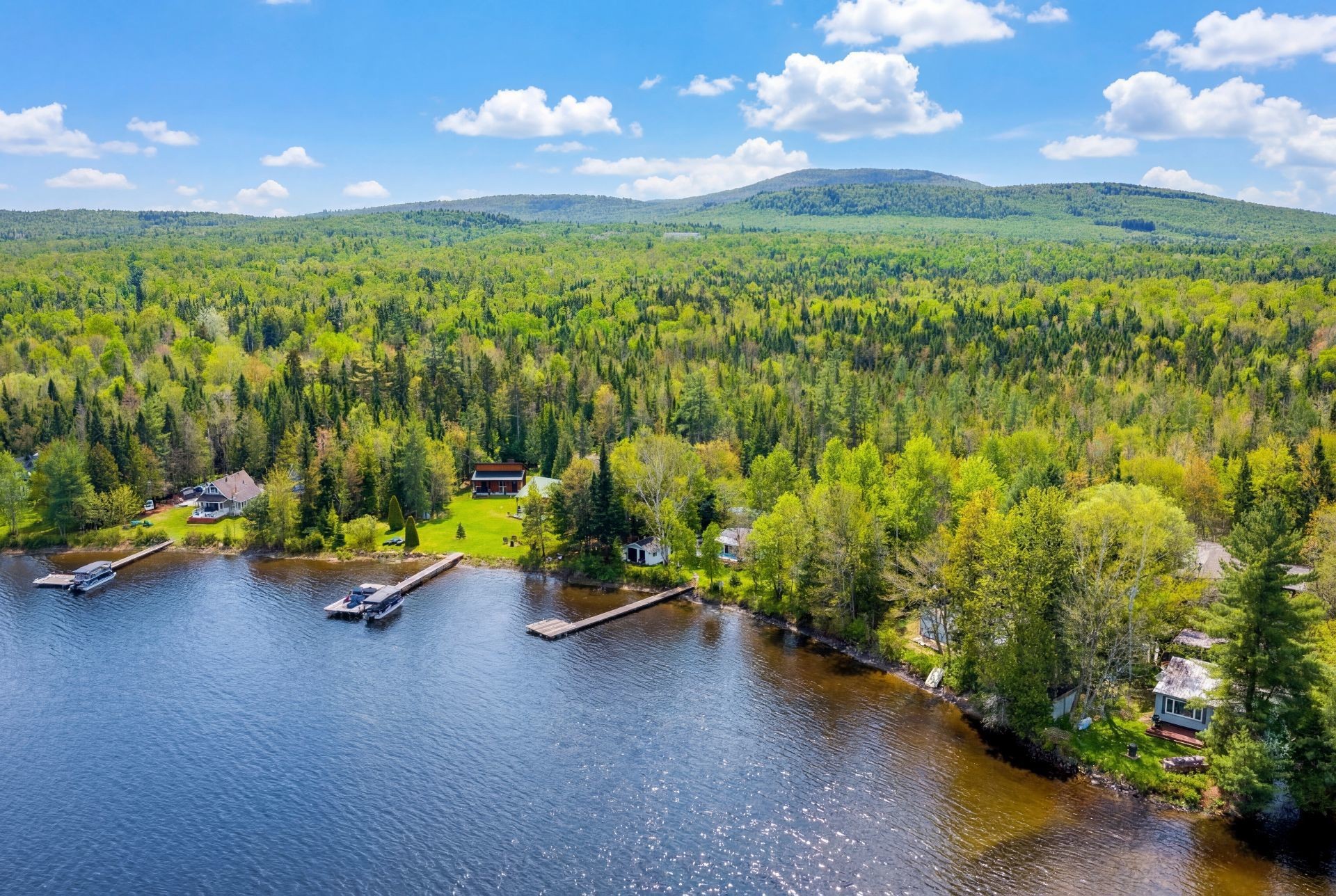 









301


Rg des Granites

,
Stratford,




QC
G0Y1P0

