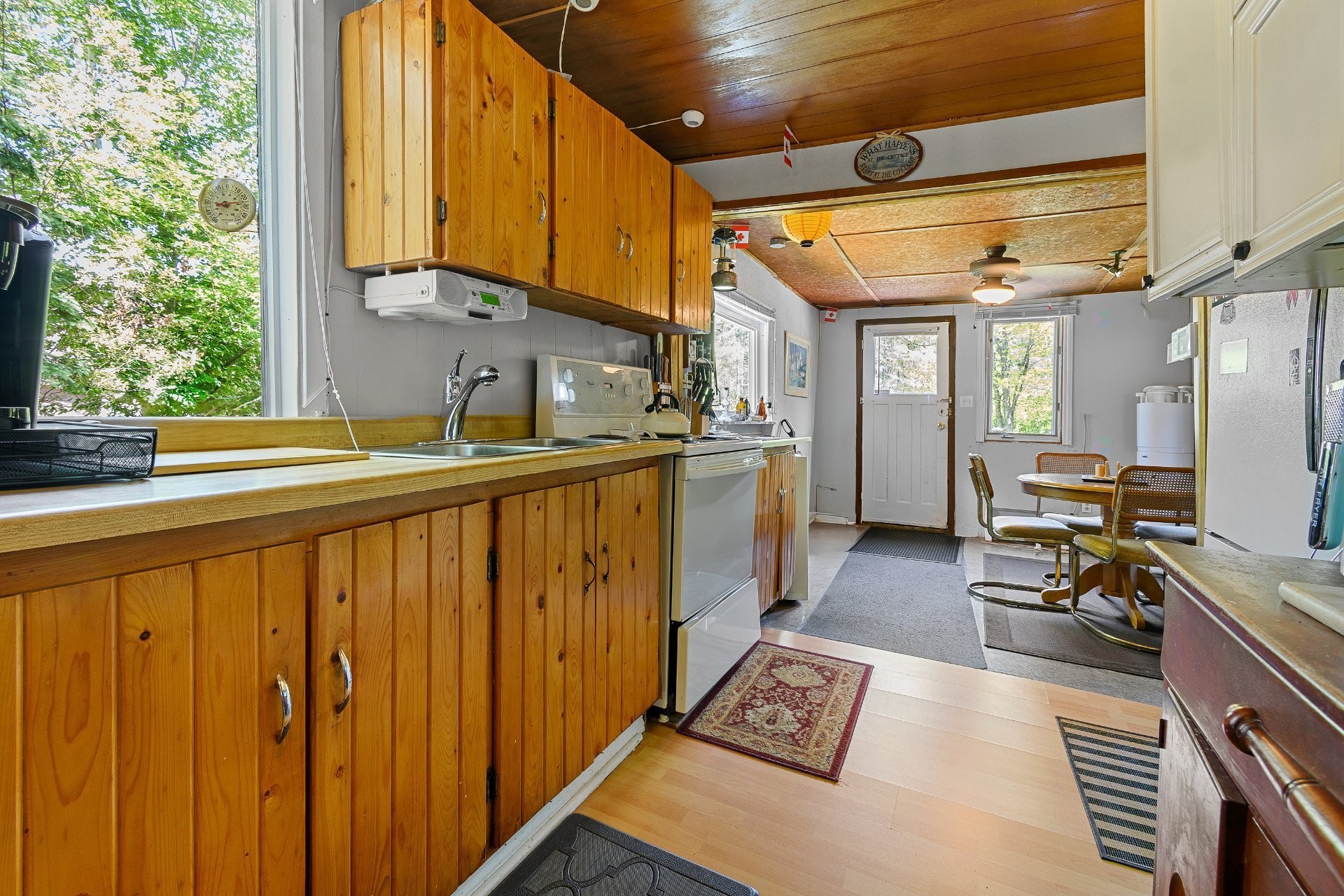 









150C


Ch. du Lac-Thorne

,
Clarendon,




QC
J0X2A0

