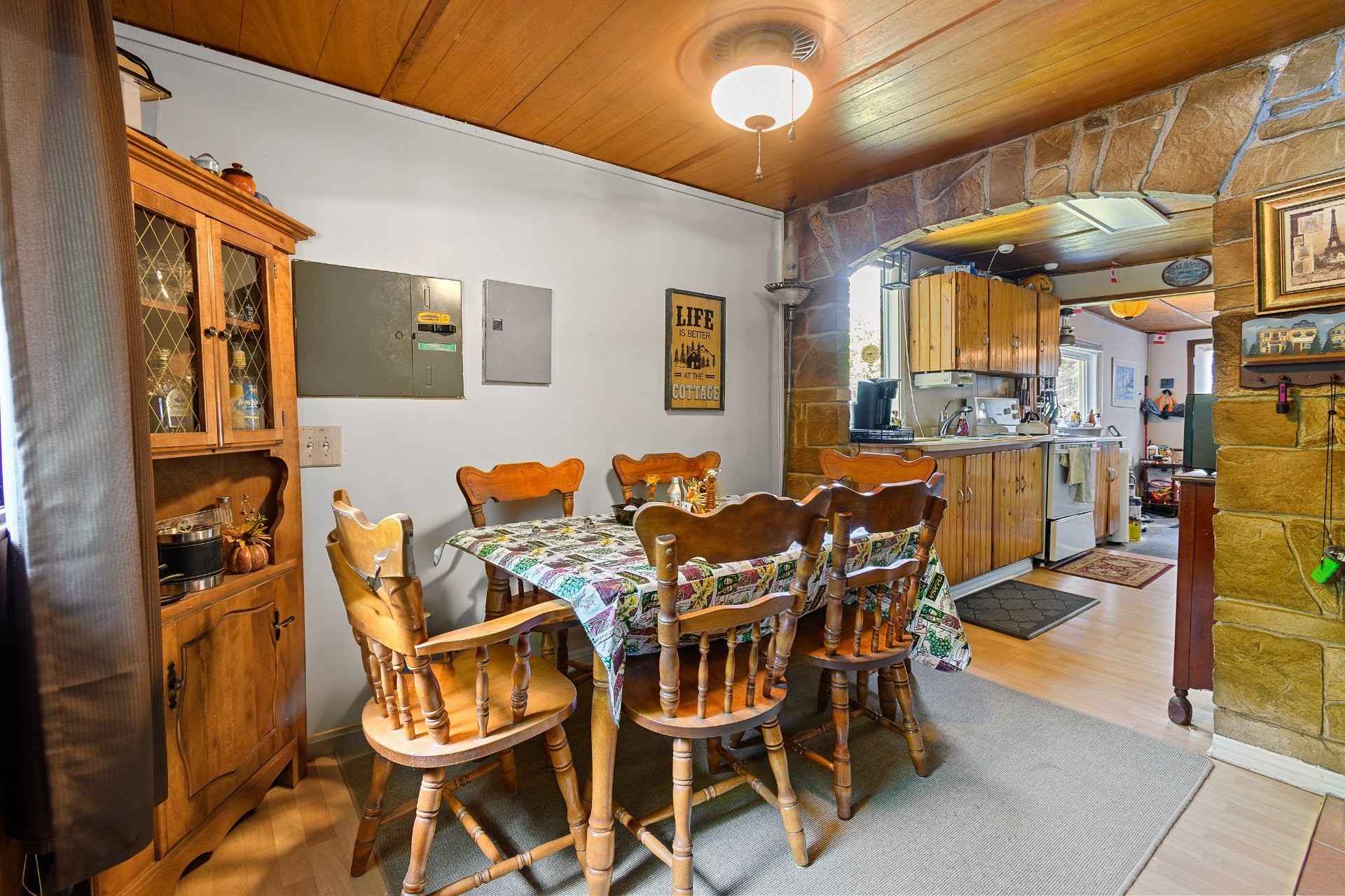 









150C


Ch. du Lac-Thorne

,
Clarendon,




QC
J0X2A0

