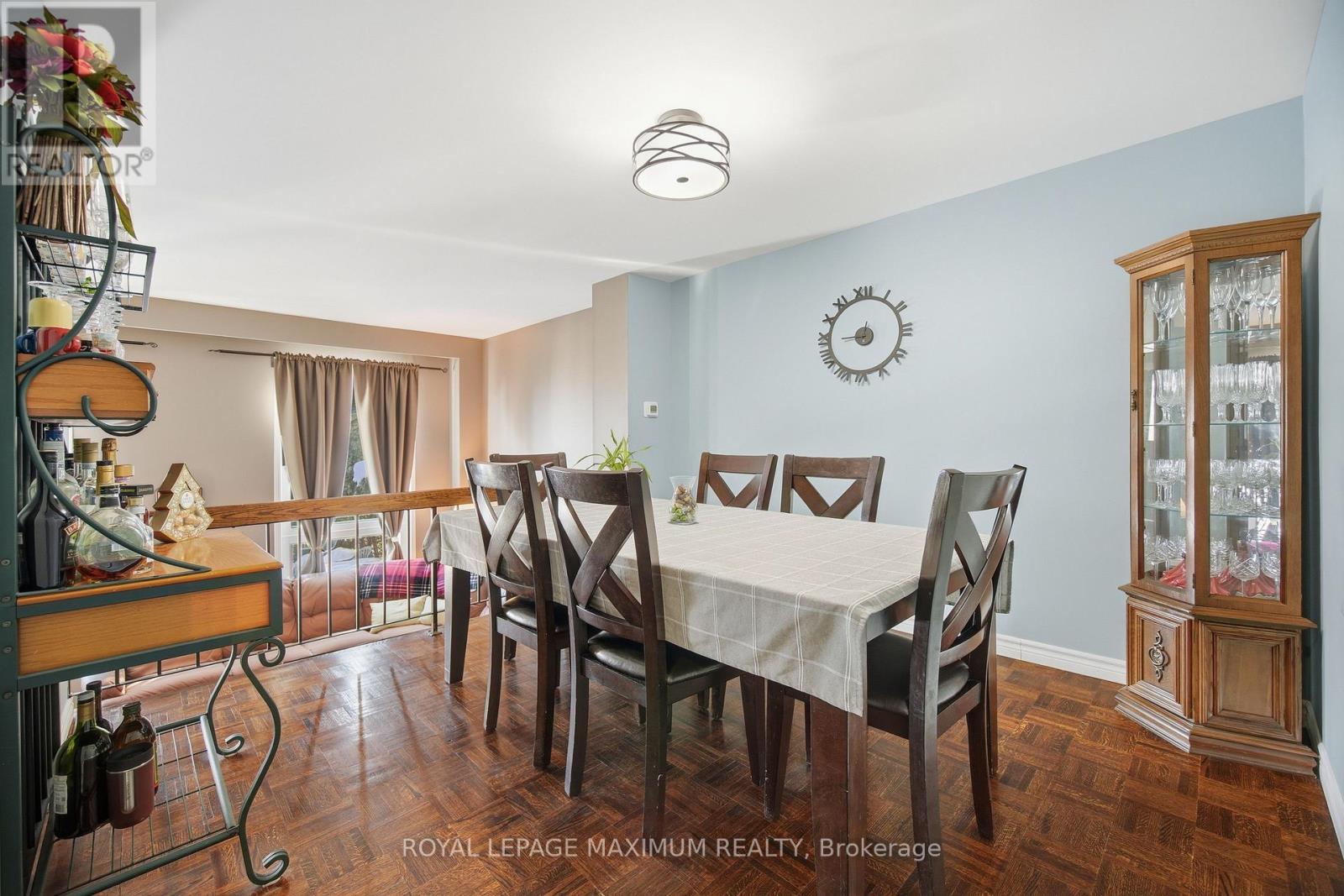 












7493 BYBROOK DRIVE

,
Mississauga,




Ontario
L4T3R4

