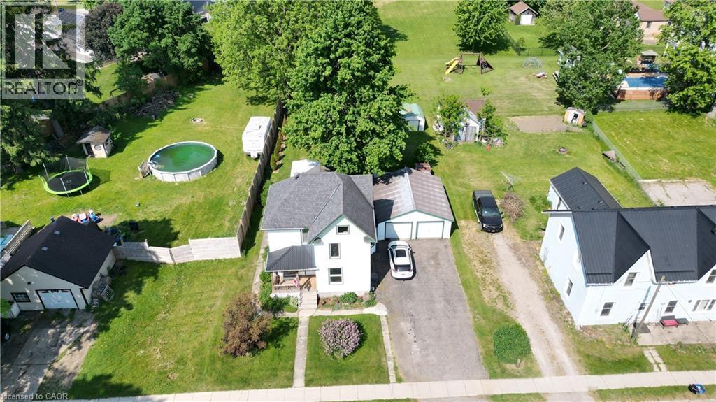 












37 BAIRD Street S

,
Bright,




Ontario
N0J1B0

