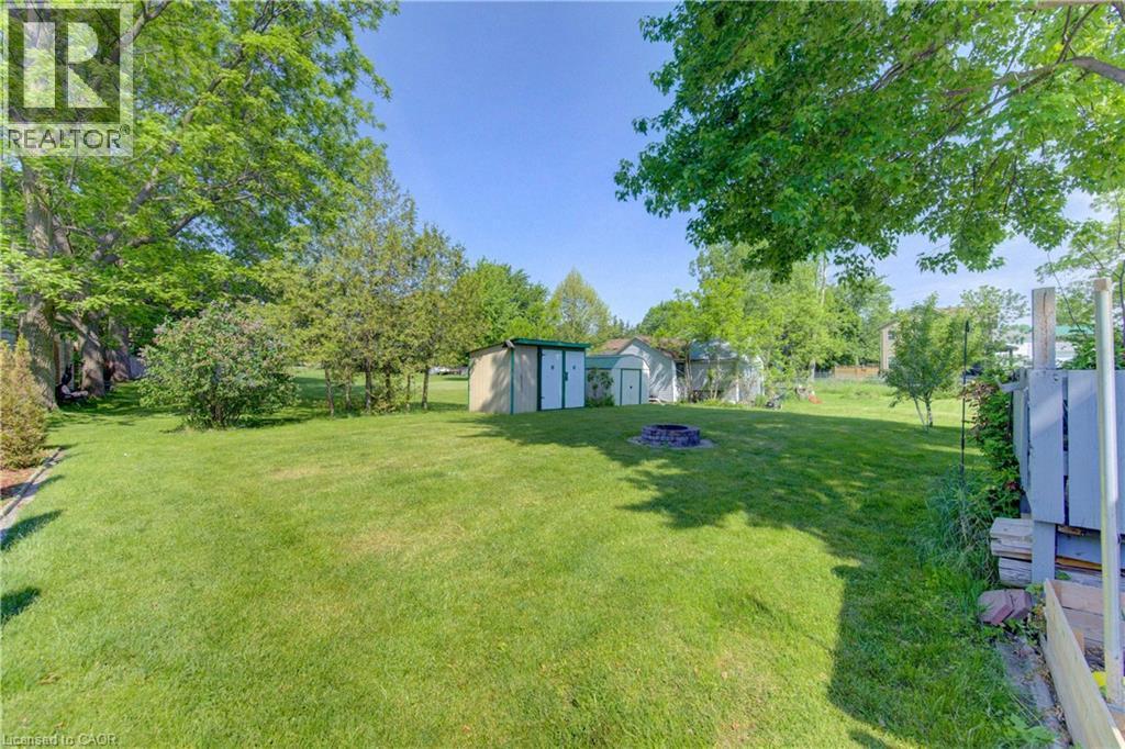 












37 BAIRD Street S

,
Bright,




Ontario
N0J1B0

