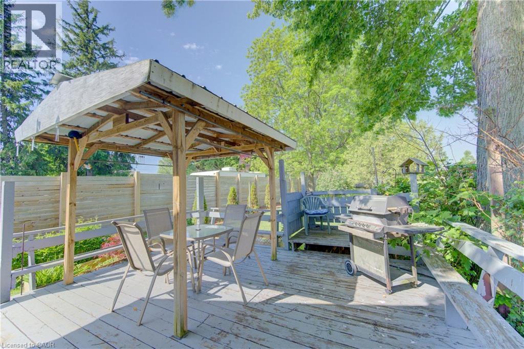 












37 BAIRD Street S

,
Bright,




Ontario
N0J1B0

