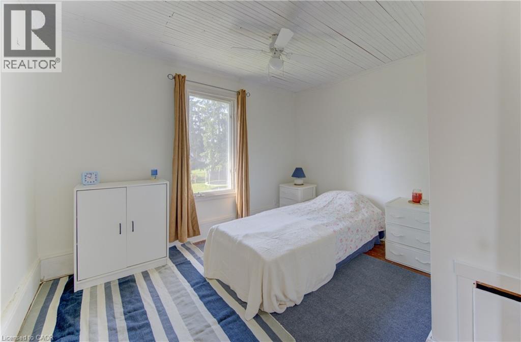 












37 BAIRD Street S

,
Bright,




Ontario
N0J1B0

