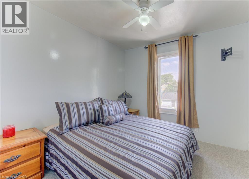 












37 BAIRD Street S

,
Bright,




Ontario
N0J1B0

